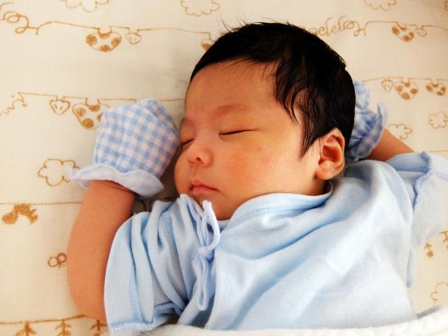赤ちゃんの寝かしつけ音楽ＣＤ【おすすめ１０選】 | かわイク